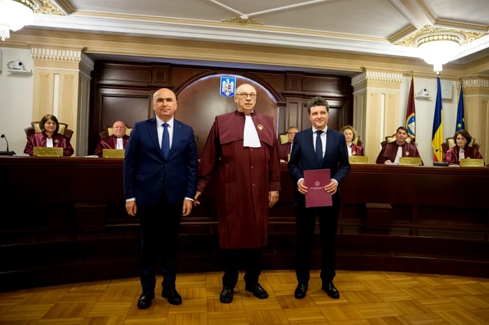 Premierul Bolojan a recurs la consultanți externi pentru reforma pensiilor magistraților