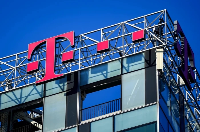 Vodafone și Digi primesc aviz pentru achiziția Telekom, cu condiții stricte