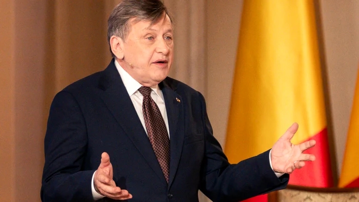 Critică dură la adresa președinției: România, condusă de o „caricatură”