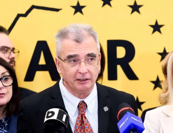 AUR pregătește moțiune de cenzură împotriva Guvernului